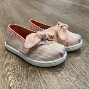 Velcro Toms for toddler girl